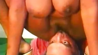 かわいい仲間たちGFシャワー 女性 用 sex 動画